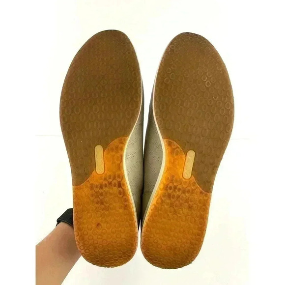 Ecco Women's Casual Sneakers Beige Taupe Leather Comfort Shoes SZ 10 - Picture 7 of 11